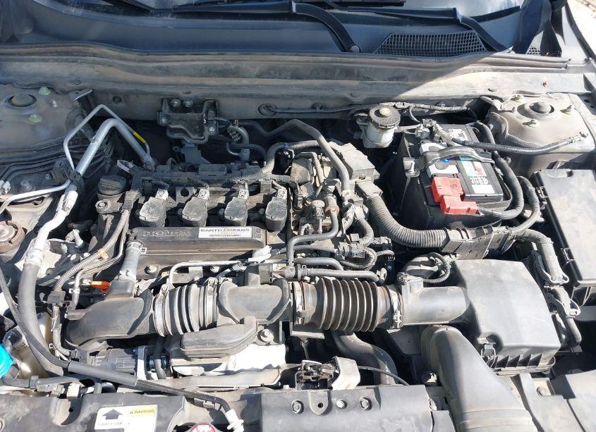 Photo 10 of 2018 Honda Accord LX (VIN 1HGCV1F13JA100692)