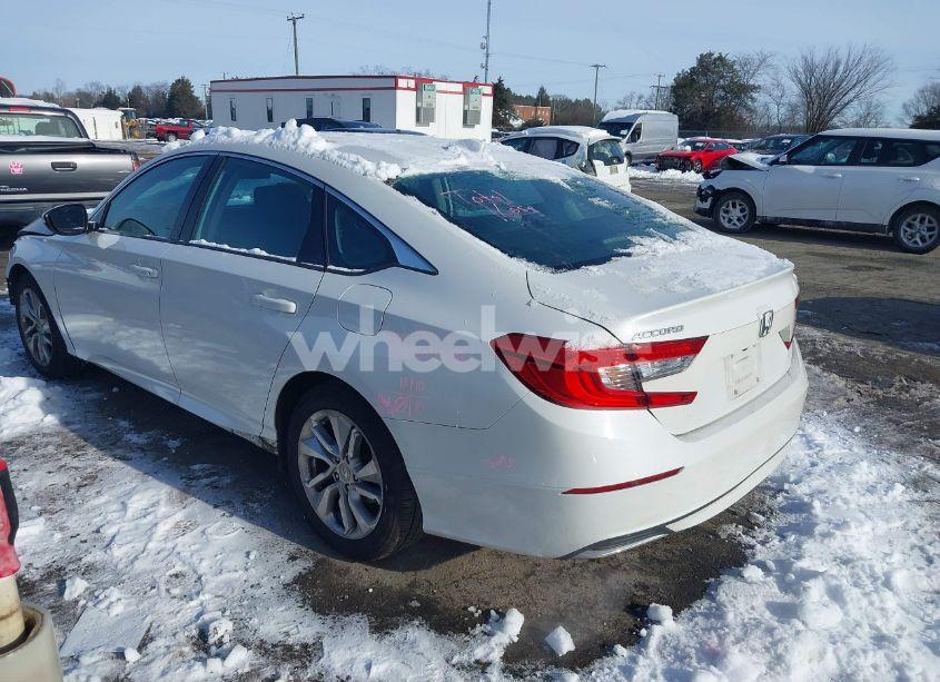 Photo 3 of 2018 Honda Accord LX (VIN 1HGCV1F13JA152761)