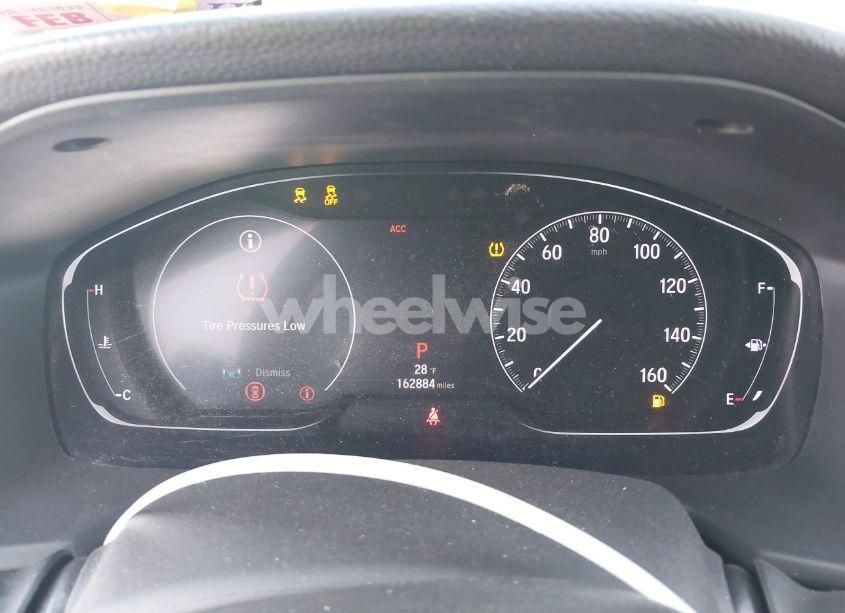 Photo 7 of 2018 Honda Accord LX (VIN 1HGCV1F13JA152761)