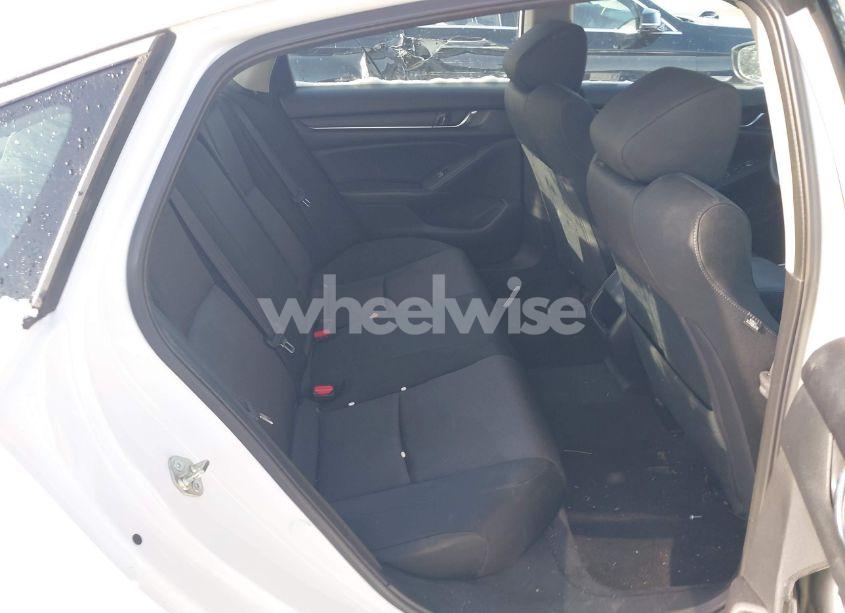 Photo 8 of 2018 Honda Accord LX (VIN 1HGCV1F13JA152761)