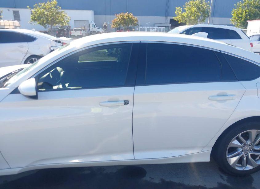 Photo 14 of 2018 Honda Accord LX (VIN 1HGCV1F13JA196663)