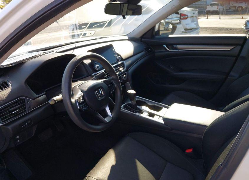 Photo 5 of 2018 Honda Accord LX (VIN 1HGCV1F13JA196663)