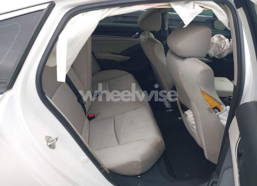 Photo 8 of 2018 Honda Accord LX (VIN 1HGCV1F13JA242962)