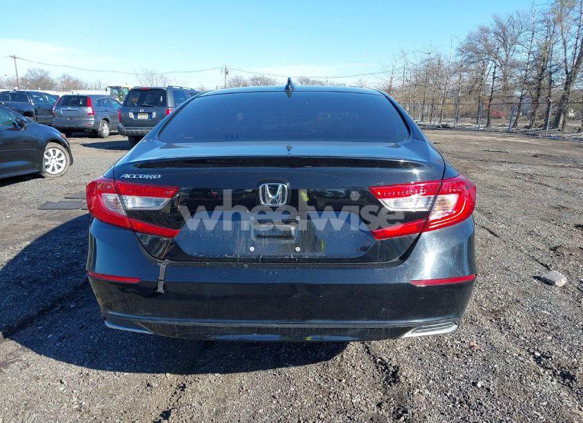 Photo 16 of 2018 Honda Accord LX (VIN 1HGCV1F13JA257932)