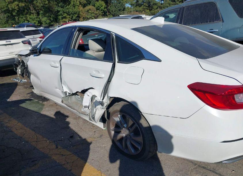 Photo 14 of 2019 Honda Accord LX (VIN 1HGCV1F13KA016986)