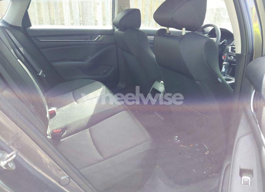 Photo 8 of 2019 Honda Accord LX (VIN 1HGCV1F13KA026580)