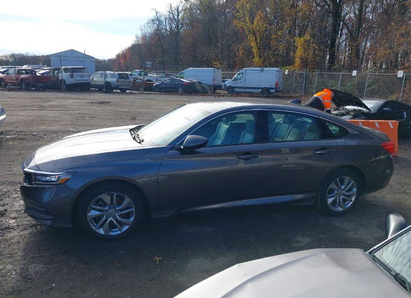 Photo 13 of 2019 Honda Accord LX (VIN 1HGCV1F13KA069008)