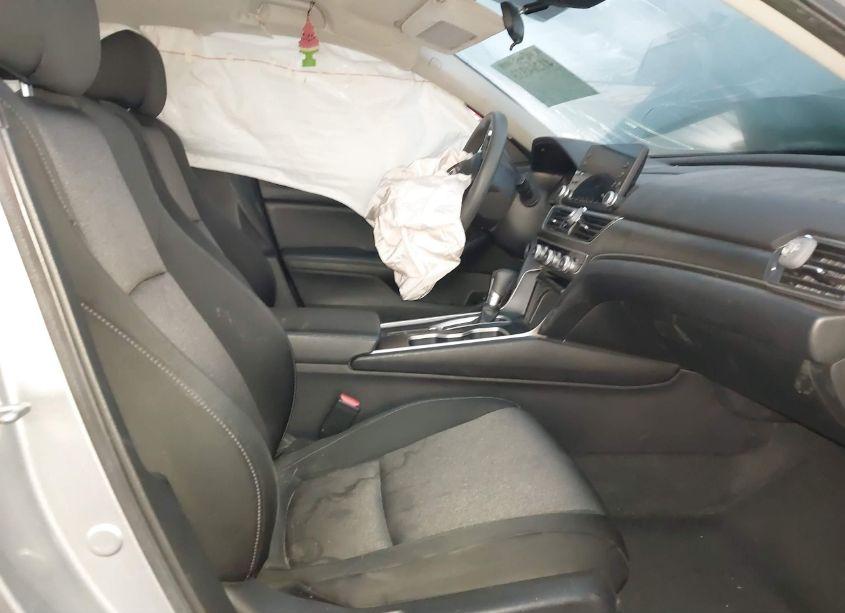 Photo 5 of 2019 Honda Accord LX (VIN 1HGCV1F13KA100080)