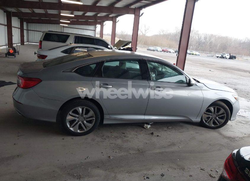 Photo 13 of 2019 Honda Accord LX (VIN 1HGCV1F13KA136416)