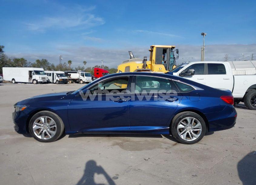 Photo 14 of 2018 Honda Accord LX (VIN 1HGCV1F14JA028966)