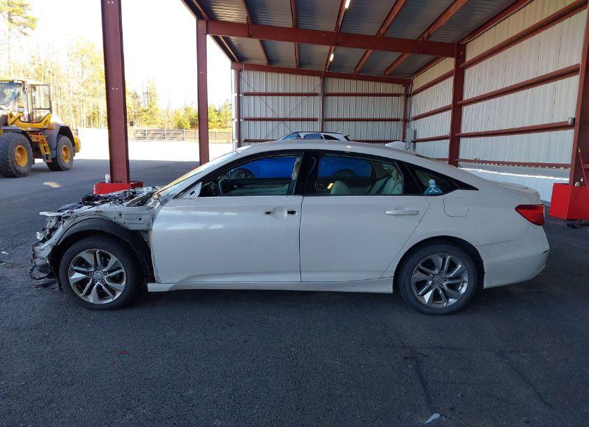 Photo 15 of 2018 Honda Accord LX (VIN 1HGCV1F14JA088200)