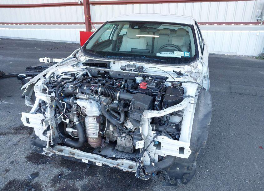 Photo 6 of 2018 Honda Accord LX (VIN 1HGCV1F14JA088200)