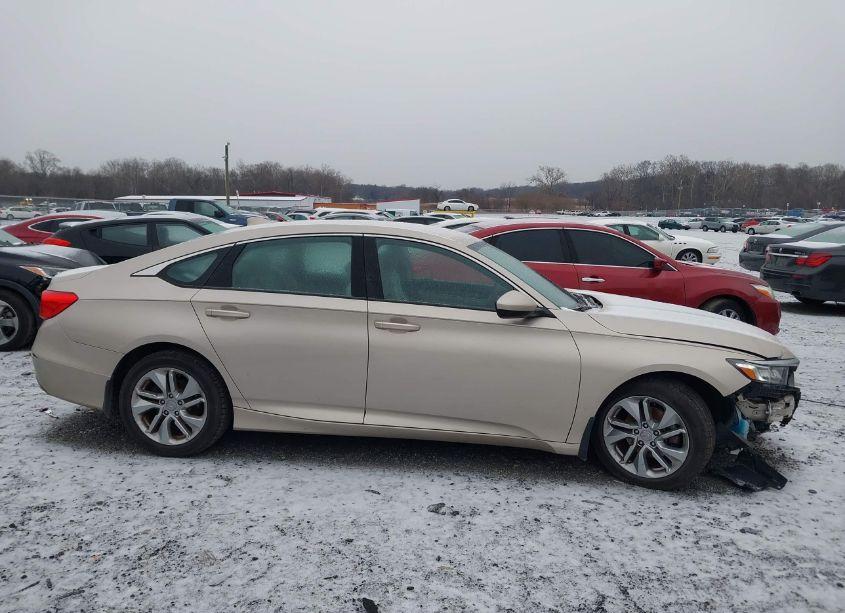 Photo 13 of 2018 Honda Accord LX (VIN 1HGCV1F14JA096832)