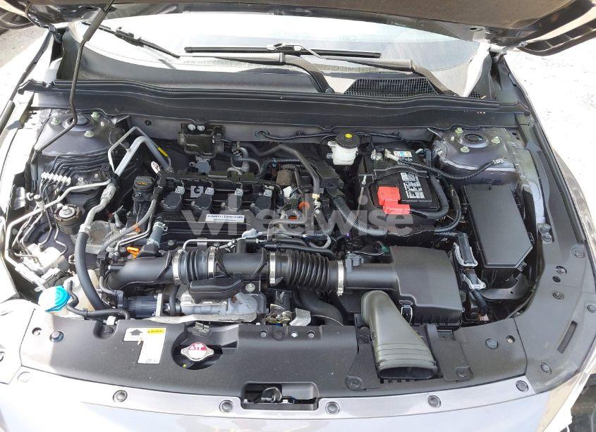 Photo 10 of 2018 Honda Accord LX (VIN 1HGCV1F14JA151814)