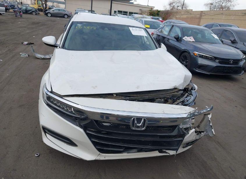 Photo 13 of 2018 Honda Accord LX (VIN 1HGCV1F14JA162487)