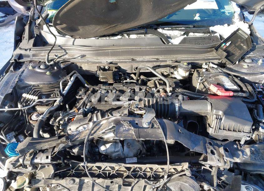 Photo 10 of 2018 Honda Accord LX (VIN 1HGCV1F14JA206505)