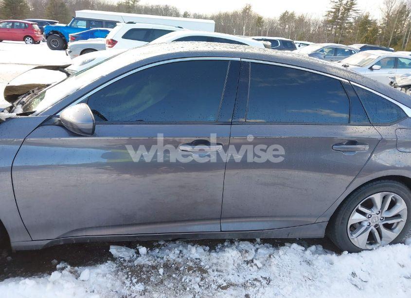 Photo 14 of 2018 Honda Accord LX (VIN 1HGCV1F14JA206505)