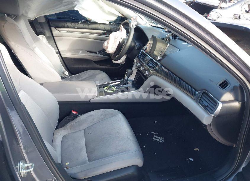 Photo 5 of 2018 Honda Accord LX (VIN 1HGCV1F14JA206505)