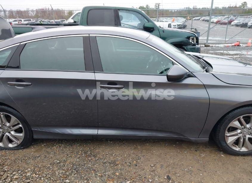 Photo 13 of 2018 Honda Accord LX (VIN 1HGCV1F14JA222123)