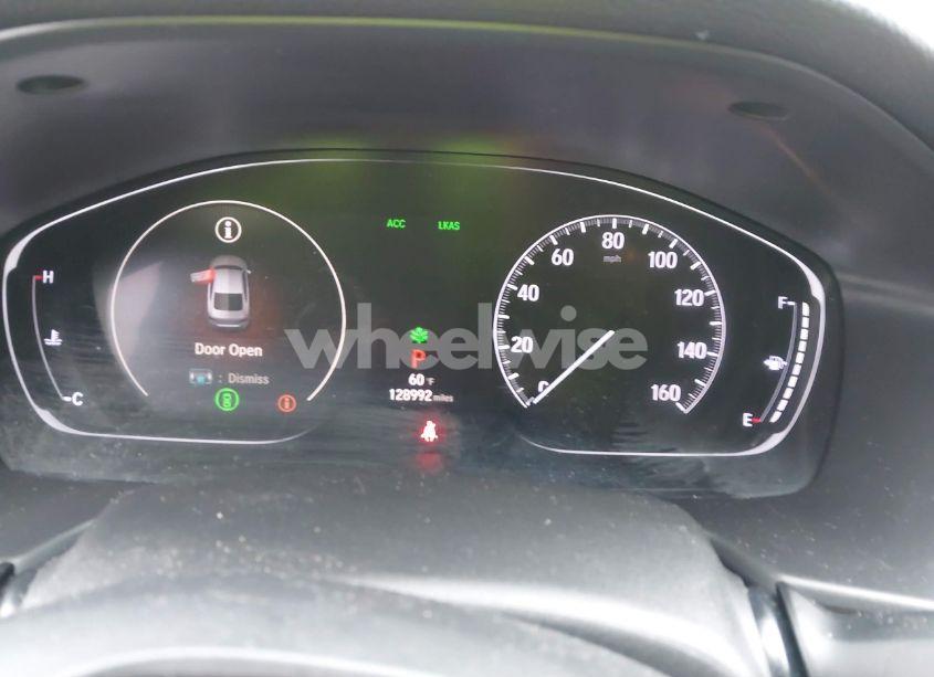 Photo 7 of 2018 Honda Accord LX (VIN 1HGCV1F14JA222123)