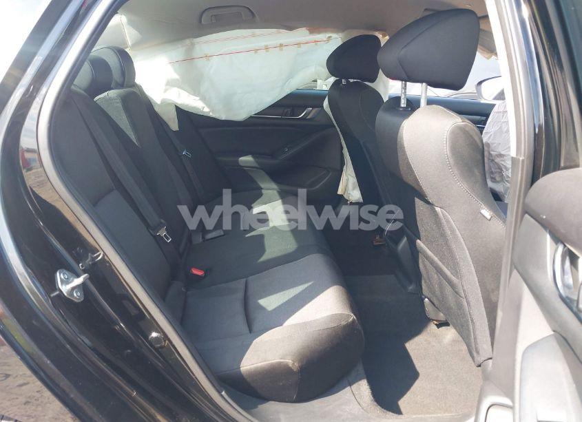 Photo 8 of 2018 Honda Accord LX (VIN 1HGCV1F14JA233526)