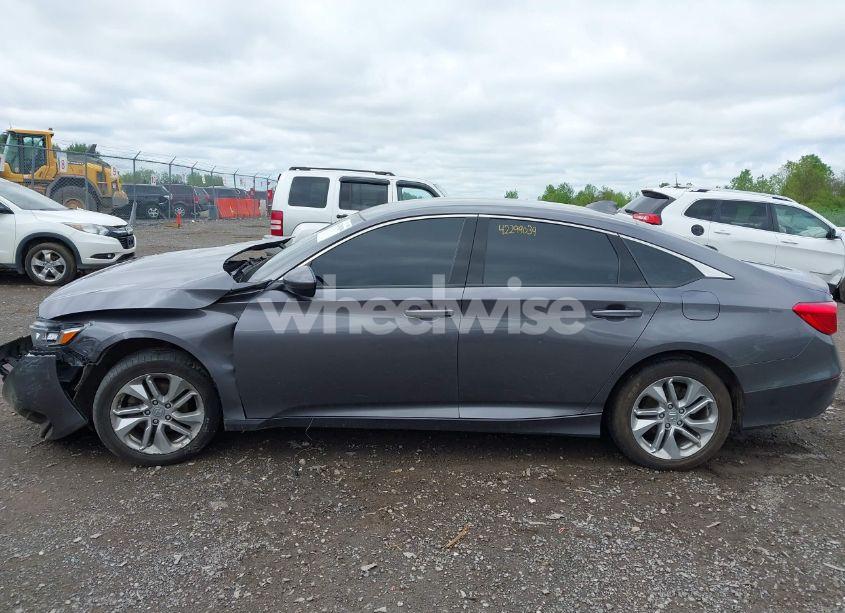 Photo 15 of 2018 Honda Accord LX (VIN 1HGCV1F14JA257115)