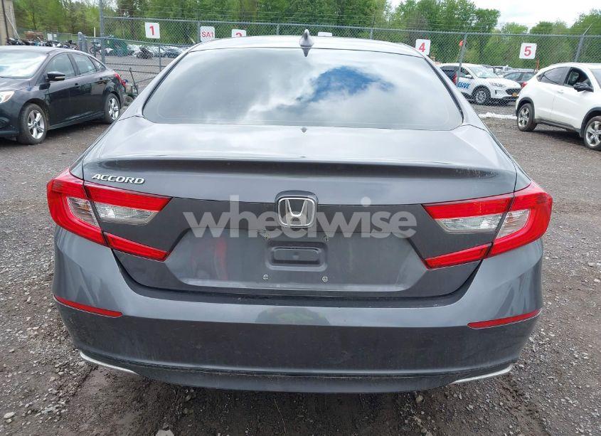 Photo 17 of 2018 Honda Accord LX (VIN 1HGCV1F14JA257115)