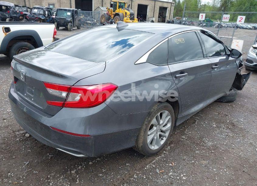 Photo 4 of 2018 Honda Accord LX (VIN 1HGCV1F14JA257115)