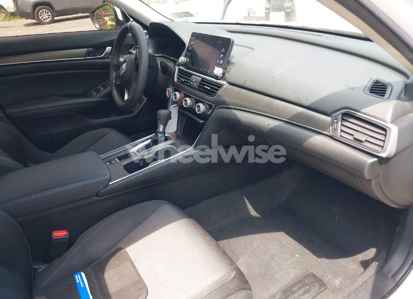 Photo 5 of 2019 Honda Accord LX (VIN 1HGCV1F14KA067624)