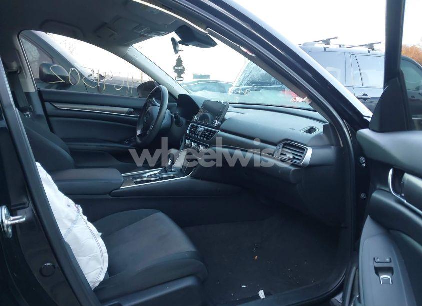 Photo 5 of 2019 Honda Accord LX (VIN 1HGCV1F14KA068269)