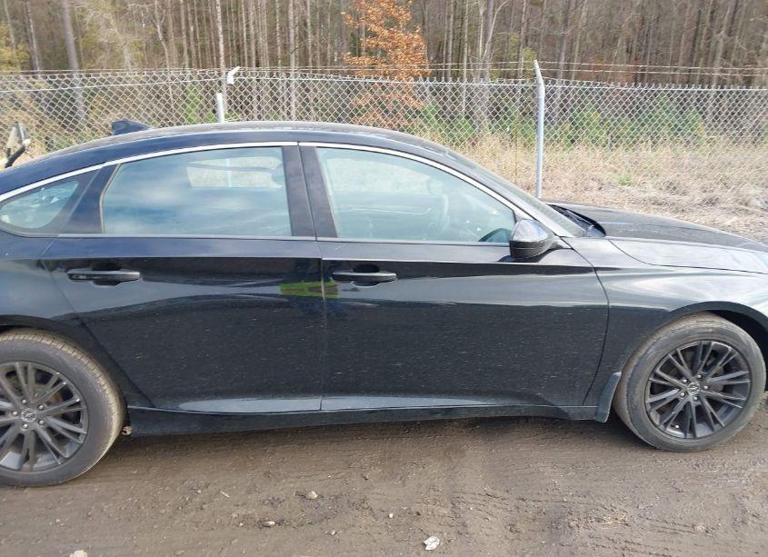 Photo 14 of 2019 Honda Accord LX (VIN 1HGCV1F14KA172468)