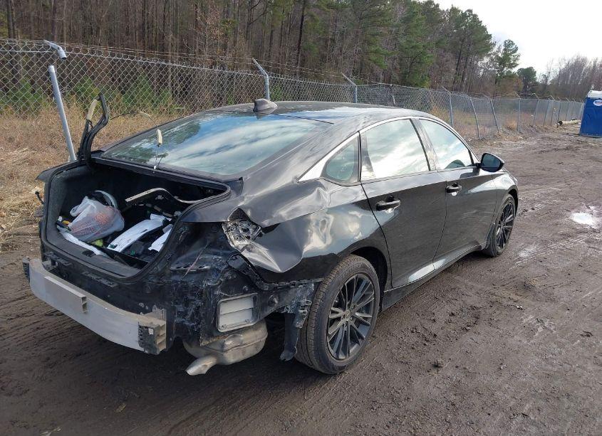 Photo 4 of 2019 Honda Accord LX (VIN 1HGCV1F14KA172468)