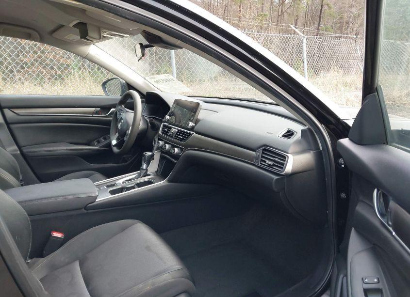 Photo 5 of 2019 Honda Accord LX (VIN 1HGCV1F14KA172468)