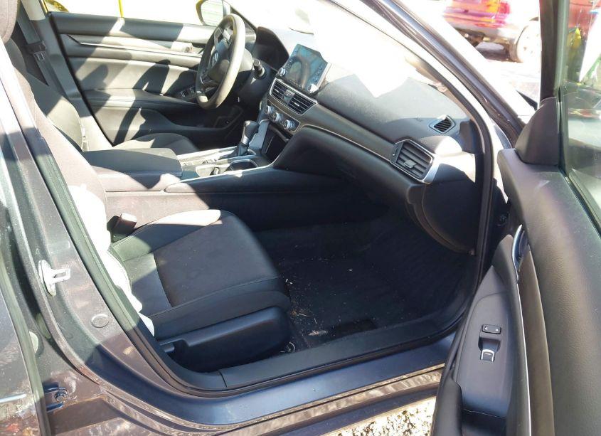 Photo 5 of 2020 Honda Accord LX (VIN 1HGCV1F14LA047567)