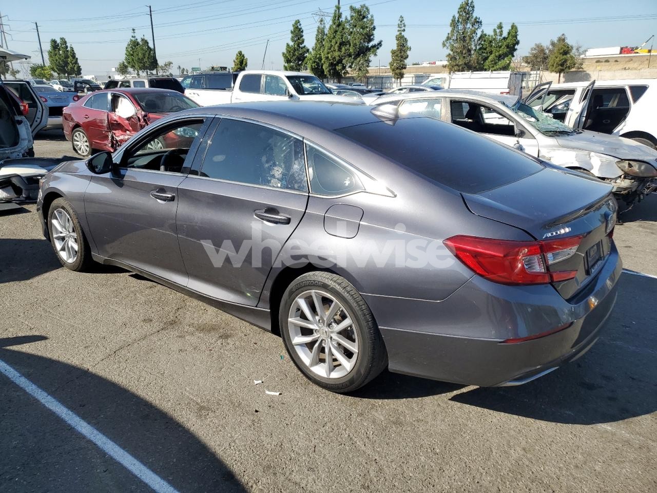 Photo 2 of 2021 HONDA ACCORD LX (VIN 1HGCV1F14MA075595)