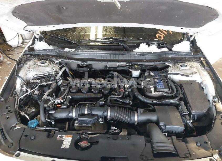 Photo 10 of 2022 Honda Accord LX (VIN 1HGCV1F14NA011722)