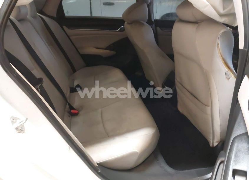 Photo 8 of 2022 Honda Accord LX (VIN 1HGCV1F14NA011722)