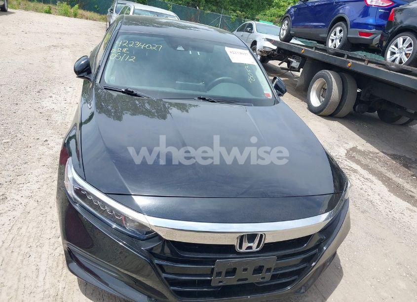Photo 13 of 2018 Honda Accord LX (VIN 1HGCV1F15JA008323)