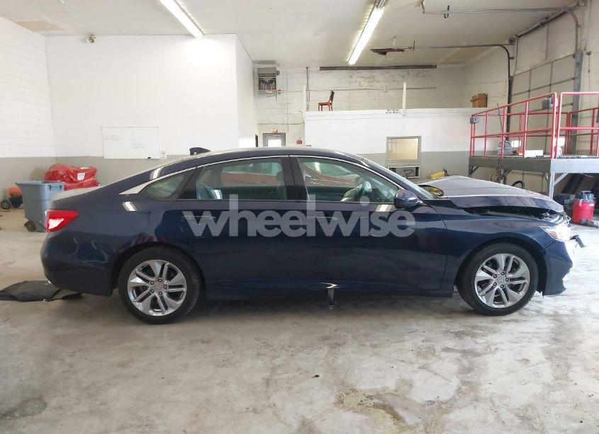 Photo 14 of 2018 Honda Accord LX (VIN 1HGCV1F15JA100872)
