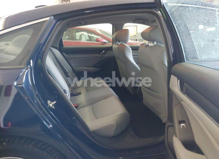 Photo 8 of 2018 Honda Accord LX (VIN 1HGCV1F15JA100872)