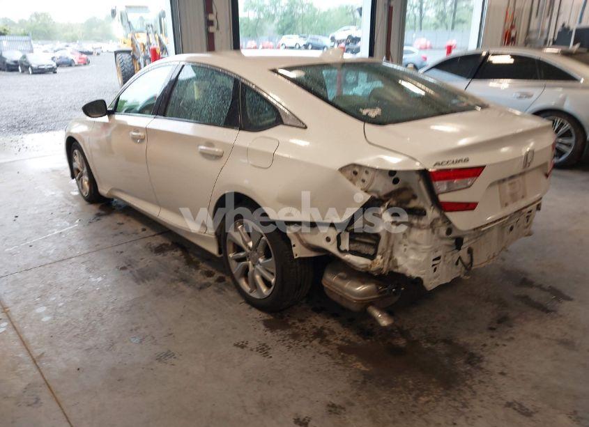 Photo 3 of 2018 Honda Accord LX (VIN 1HGCV1F15JA131636)