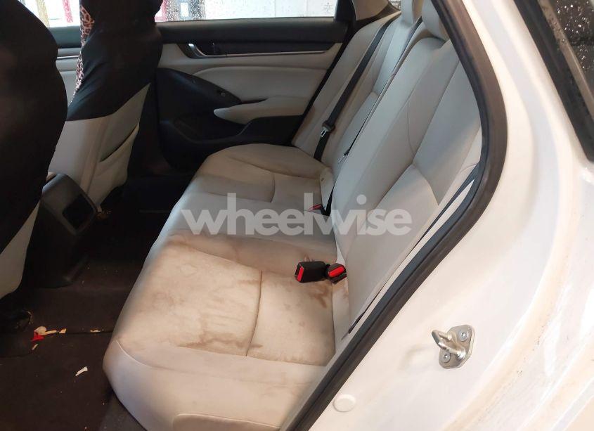 Photo 8 of 2018 Honda Accord LX (VIN 1HGCV1F15JA131636)