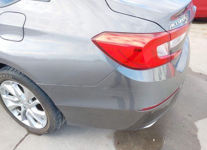 Photo 17 of 2018 Honda Accord LX (VIN 1HGCV1F15JA202267)