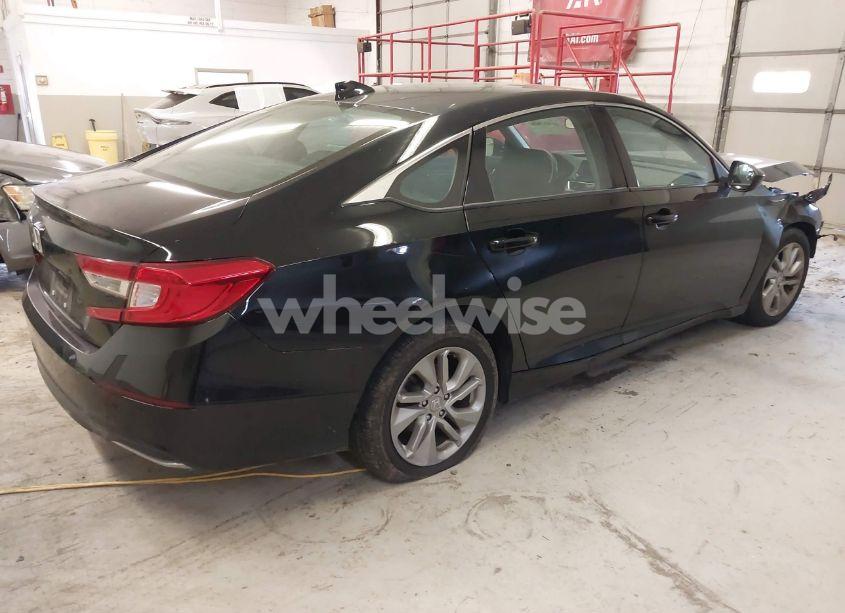Photo 4 of 2018 Honda Accord LX (VIN 1HGCV1F15JA207131)
