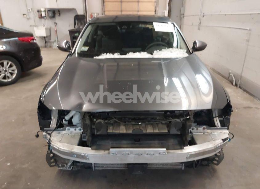 Photo 13 of 2018 Honda Accord LX (VIN 1HGCV1F15JA219134)