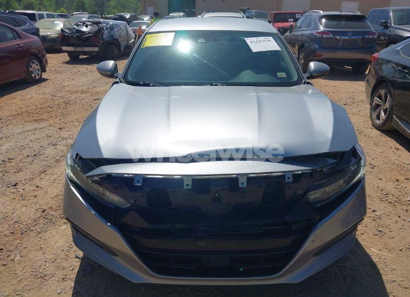 Photo 12 of 2018 Honda Accord LX (VIN 1HGCV1F15JA245667)