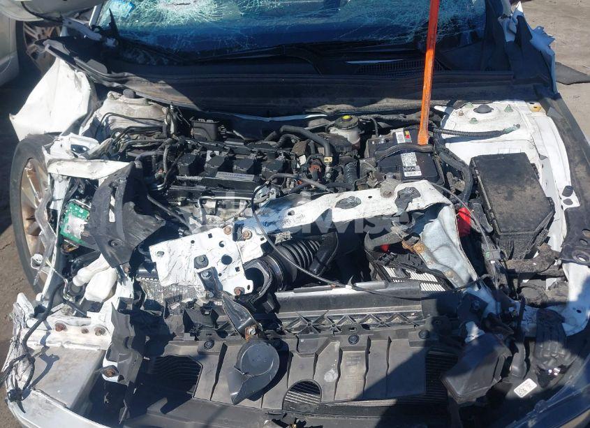 Photo 10 of 2018 Honda Accord LX (VIN 1HGCV1F15JA248777)