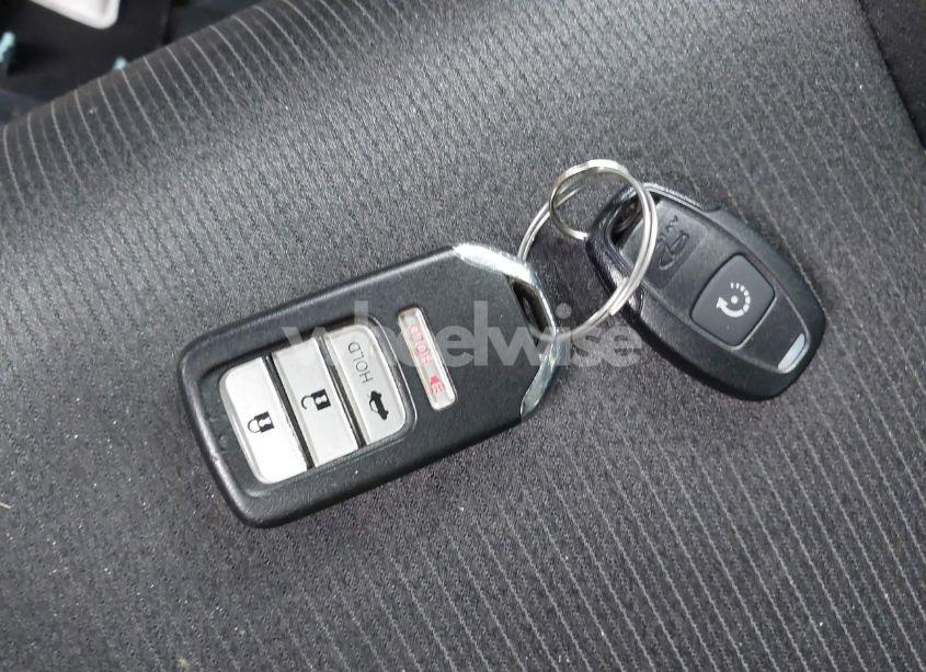 Photo 11 of 2018 Honda Accord LX (VIN 1HGCV1F15JA248777)