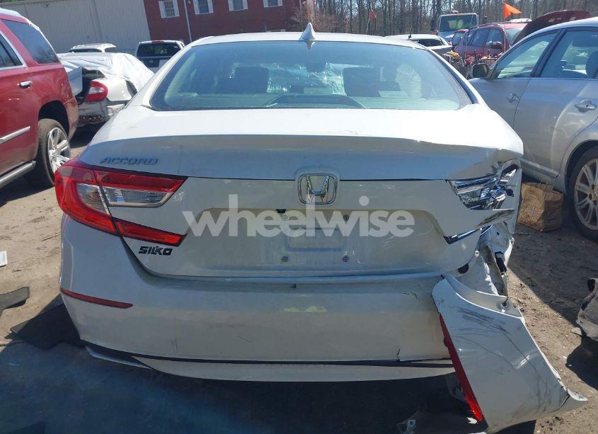 Photo 16 of 2018 Honda Accord LX (VIN 1HGCV1F15JA248777)