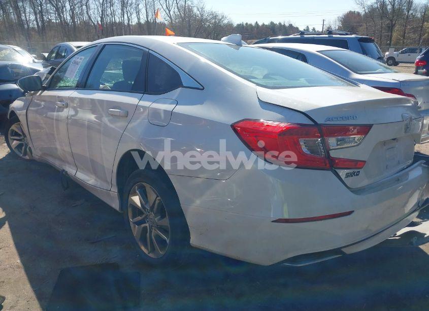 Photo 3 of 2018 Honda Accord LX (VIN 1HGCV1F15JA248777)